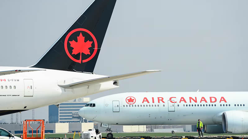 加拿大航空公司的飞机